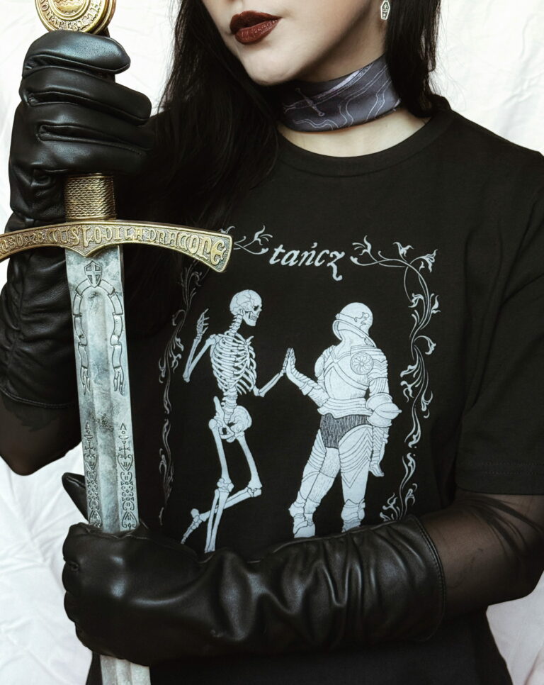 miecz koszulka tańcz mara in bloom